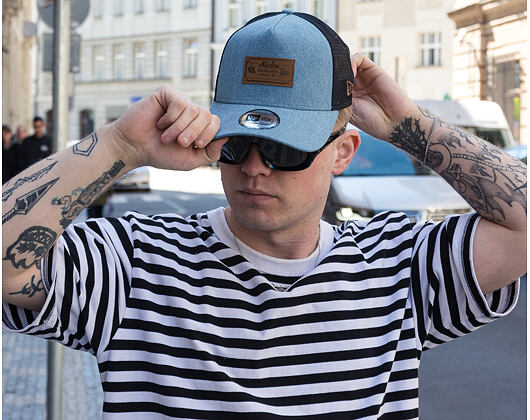 Kšiltovka New Era - Branded Denim Leather Patch 9FORTY A-Frame Trucker - Navy