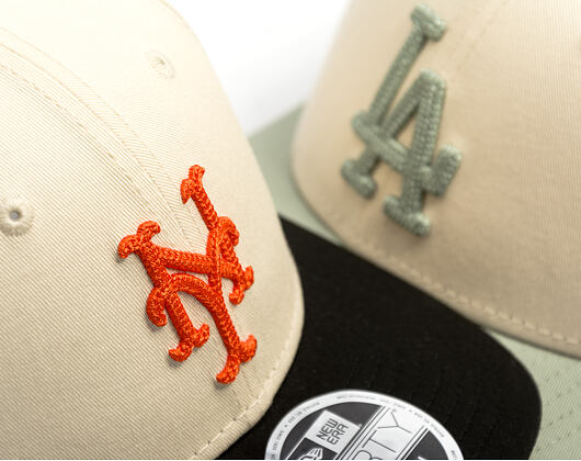 Kšiltovka New Era - MLB Side Script 9FORTY M-CROWN - NY Mets - Cream / Black