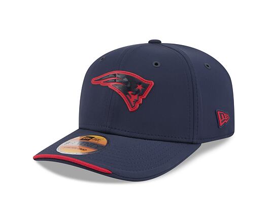Kšiltovka New Era - NFL 2026 Sideline 9SEVENTY Stretch-Snap - New England Patriots - Team Color
