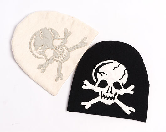 Kulich Ed Hardy - Unisex Skull Vegan Leather Applique Beanie - Black