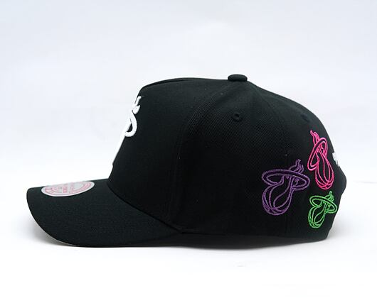 Kšiltovka Mitchell & Ness - NBA 404 Club Neon Pro Snapback - Miami Heat - Black