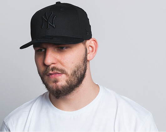 Kšiltovka New Era 9FIFTY MLB New York Yankees Snapback Black / Black