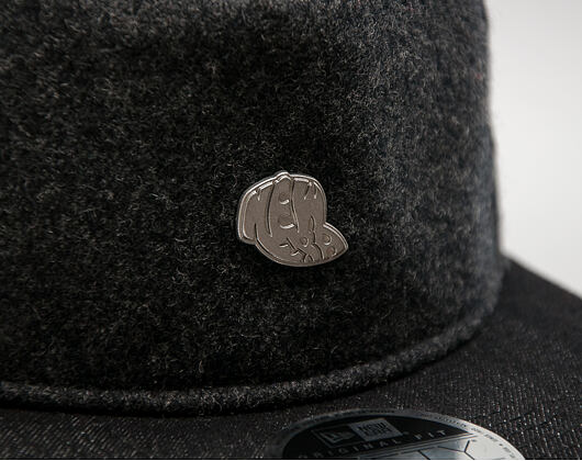 Kšiltovka New Era Mini Metal Logo Black 9FIFTY Snapback