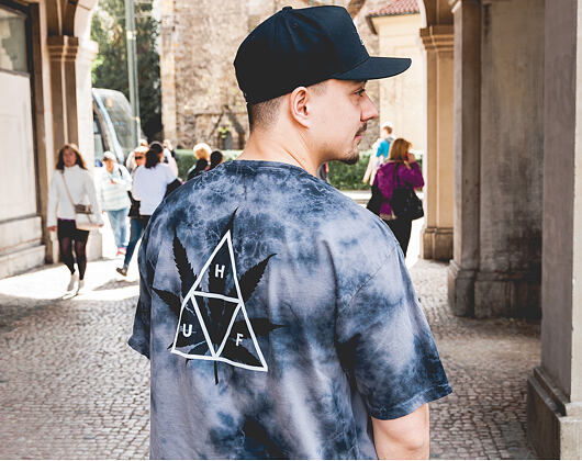 Kšiltovka HUF 420 Triple Triangle Black Snapback