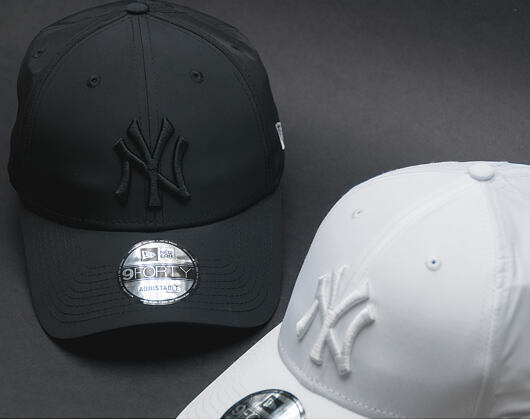 Kšiltovka New Era Premium Sport New York Yankees 9FORTY Black/Black Clipback
