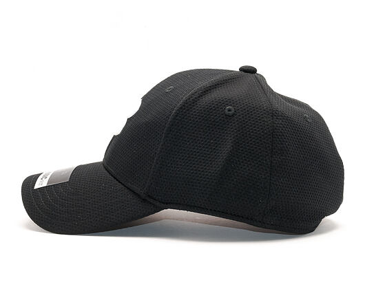 Kšiltovka Under Armour Blitzing II White Logo Black