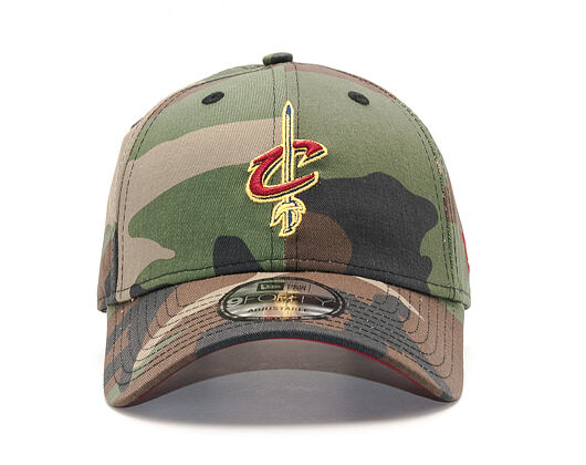 Kšiltovka New Era Camo Team Cleveland Cavaliers 9FORTY Black Camo/Cardinal Strapback