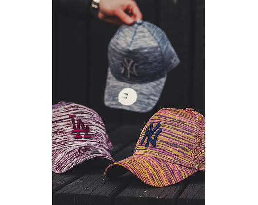Kšiltovka New Era 9FORTY A-Frame New York Yankees Engineered Fit Navy/Pink/Purple Snapback