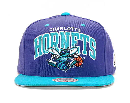 Kšiltovka Mitchell & Ness Charlotte Hornets HWC Team Arch Snapback