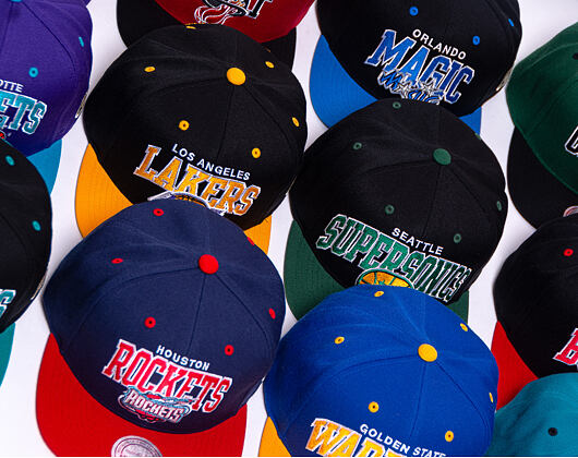 Kšiltovka Mitchell & Ness Team Arch 2 Tone Snapback Miami Heat Red / Black