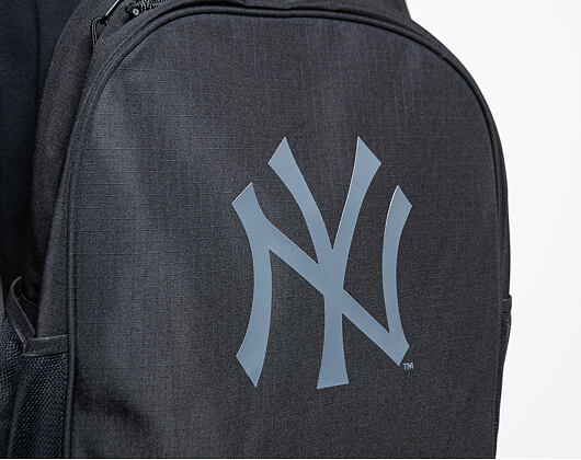 Batoh New Era Essential Pack New York Yankees Black / Graphite