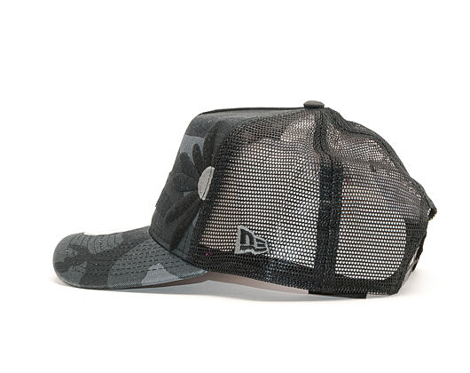 Kšiltovka New Era 9FORTY Trucker Military Flower Night Camo Snapback