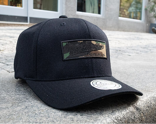 Kšiltovka Mitchell & Ness Camo Logo Snapback