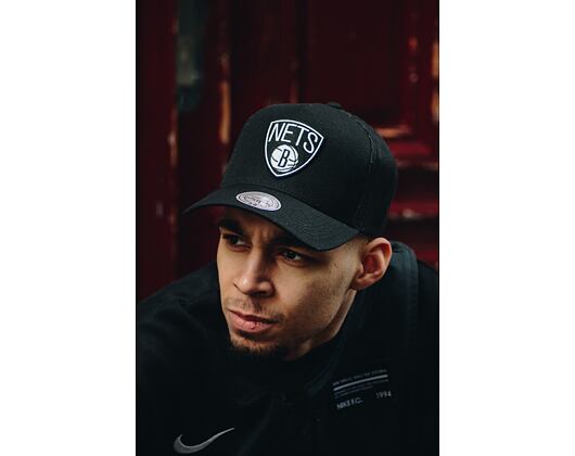 Kšiltovka Mitchell & Ness Brooklyn Nets 602 Team Logo Classic Trucker