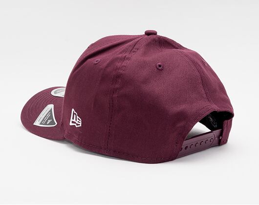 Kšiltovka New Era 9FIFTY Color Essential Stretch-Snap New York Yankees Snapback Maroon / Optic White