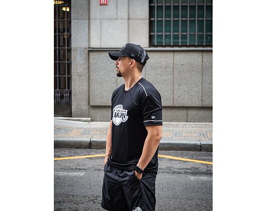 Triko New Era NBA Team Logo Oversized Los Angeles Lakers Black