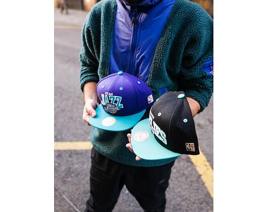 Kšiltovka Mitchell & Ness INTL226 Vancouver Grizzlies HWC Team Arch Snapback