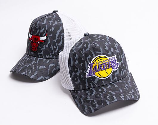 Kšiltovka New Era 9FORTY Trucker Wild Camo Los Angeles Lakers Snapback Black
