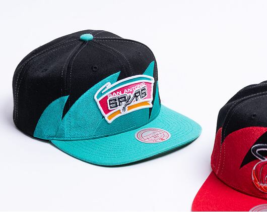 Kšiltovka Mitchell & Ness Sharktooth Snapback HWC San Antonio Spurs Black / Teal