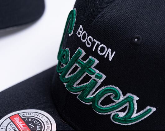 Kšiltovka Mitchell & Ness Team Script 2.0 Stretch Snapback Boston Celtics Black