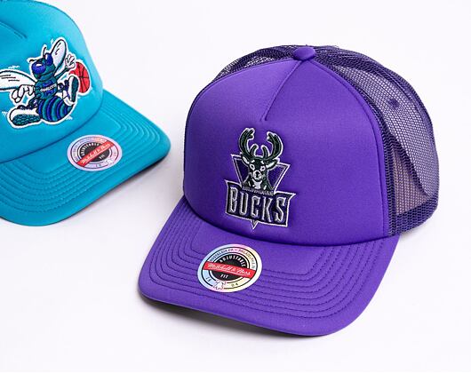Kšiltovka Mitchell & Ness Keep On Truckin Trucker Hwc Milwaukee Bucks Dark Purple