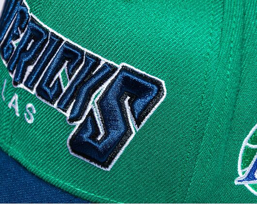 Kšiltovka Mitchell & Ness SHREDDER STRETCH SNAPBACK HWC Dallas Mavericks Green