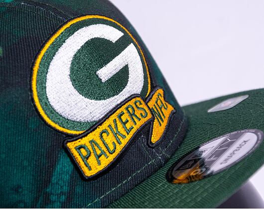 Kšiltovka New Era 9FIFTY NFL22 Sideline "Ink Dye" Green Bay Packers Team Color