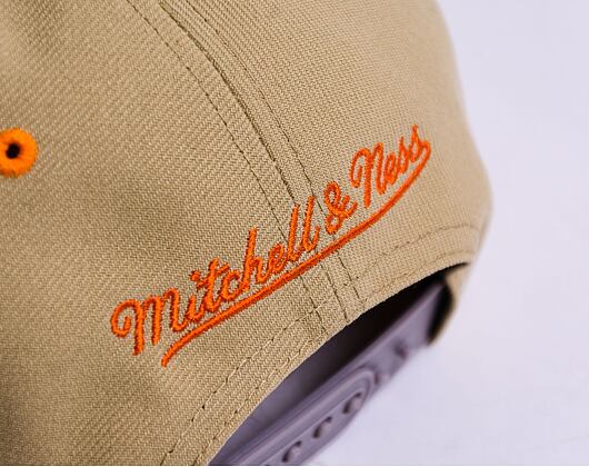 Kšiltovka Mitchell & Ness CLASSIC CANVAS SNAPBACK New York Knicks Tan