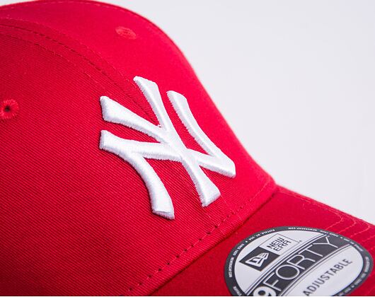 Kšiltovka New Era 9FORTY MLB League Basic New York Yankees Strapback Scarlet / White