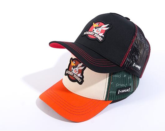 Kšiltovka Capslab Looney Tunes - Daffy and Bugs Bunny Trucker Black / Red