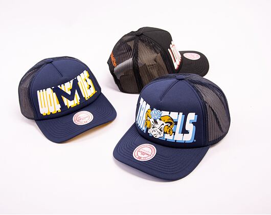 Kšiltovka Mitchell & Ness NCAA Billboard Trucker Snapback University Of North Carolina Navy