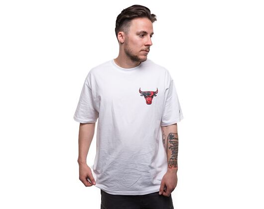 Triko New Era Infill Team Logo Oversized Tee Chicago Bulls Optic White / Red