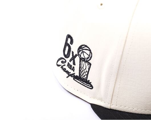 Kšiltovka New Era 59FIFTY NBA Championships Chicago Bulls White / Black