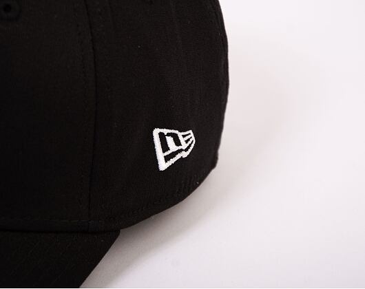 Kšiltovka New Era - Flag Logo 39THIRTY - Black