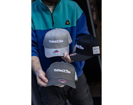 Kšiltovka Mitchell & Ness Branded Comfy Core Stretch Snapback Black