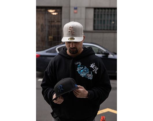 Kšiltovka New Era 59FIFTY MLB Metallic Outline New York Yankees Black