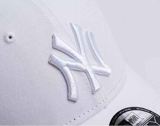 Kšiltovka New Era - MLB Essential 9FORTY - NY Yankees - White