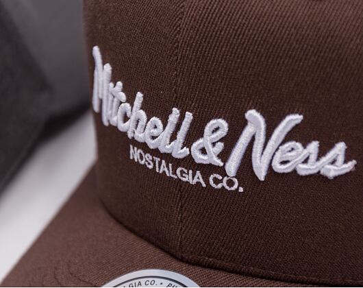 Kšiltovka Mitchell & Ness - Branded Pinscript Classic Red - Brown/White