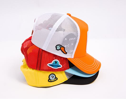 Kšiltovka Capslab - Trucker Looney Tunes - Marvin the Martian - UFO - Black / Turqouise