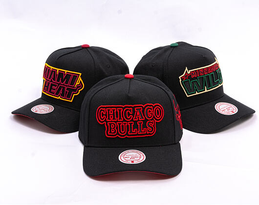 Kšiltovka Mitchell & Ness - NBA Class Act Pro - Chicago Bulls - Black