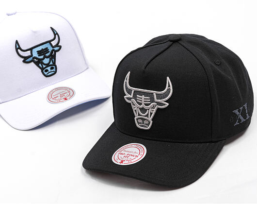 Kšiltovka Mitchell & Ness - NBA Core Xi Pro  Bulls - Chicago Bulls - Black