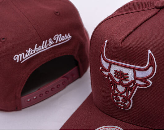 Kšiltovka Mitchell & Ness - NBA Fashion Basic Pro - Chicago Bulls - Dark Purple