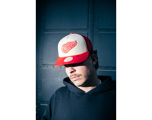 Kšiltovka Mitchell & Ness - NHL Vintage Block Trucker - Detroit Red Wings - Cream