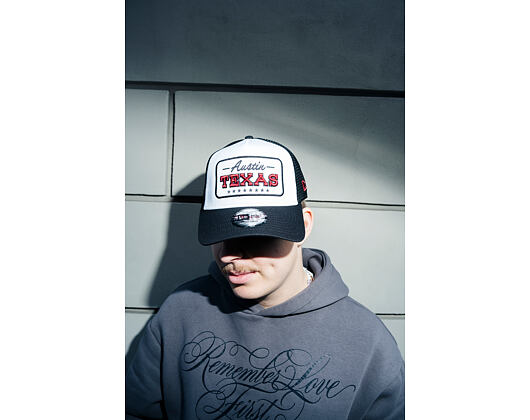 Kšiltovka New Era - Branded Location Patch 9FORTY Trucker - Black