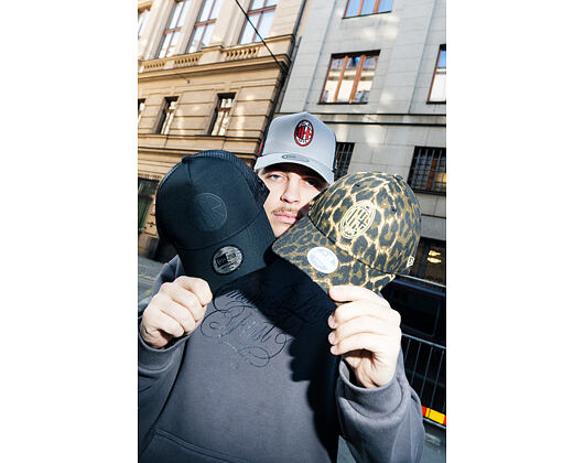 Kšiltovka New Era -  Patch 9FORTY Trucker - Ac Milan - Grey