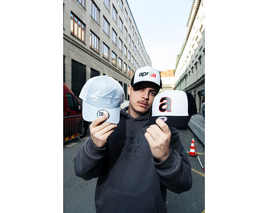 Kšiltovka New Era - Piagio Core 9FORTY Trucker - Aprilia - Black