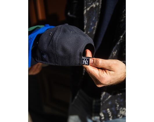 Kšiltovka New Era - MLB Casual Classic Rhinestone 9TWENTY - NY Yankees - Team Color