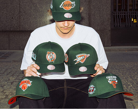 Kšiltovka Mitchell & Ness - NBA - Emerald Slam - New York Knicks - Green/Orange