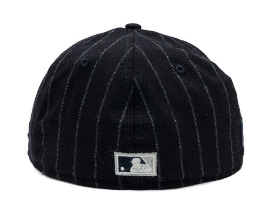 Kšiltovka New Era - MLB Moon Cooperstown 59FIFTY - NY Yankees - White And Navy Pinstripe