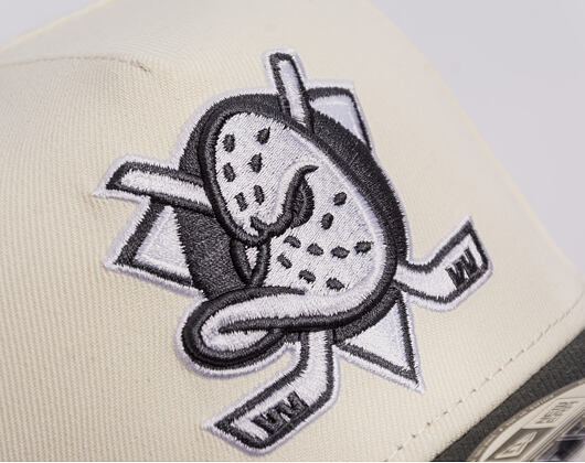 Kšiltovka New Era - NHL "Steel Clouds 2 Tone" 9FIFTY - Anaheim Ducks - Chrome White